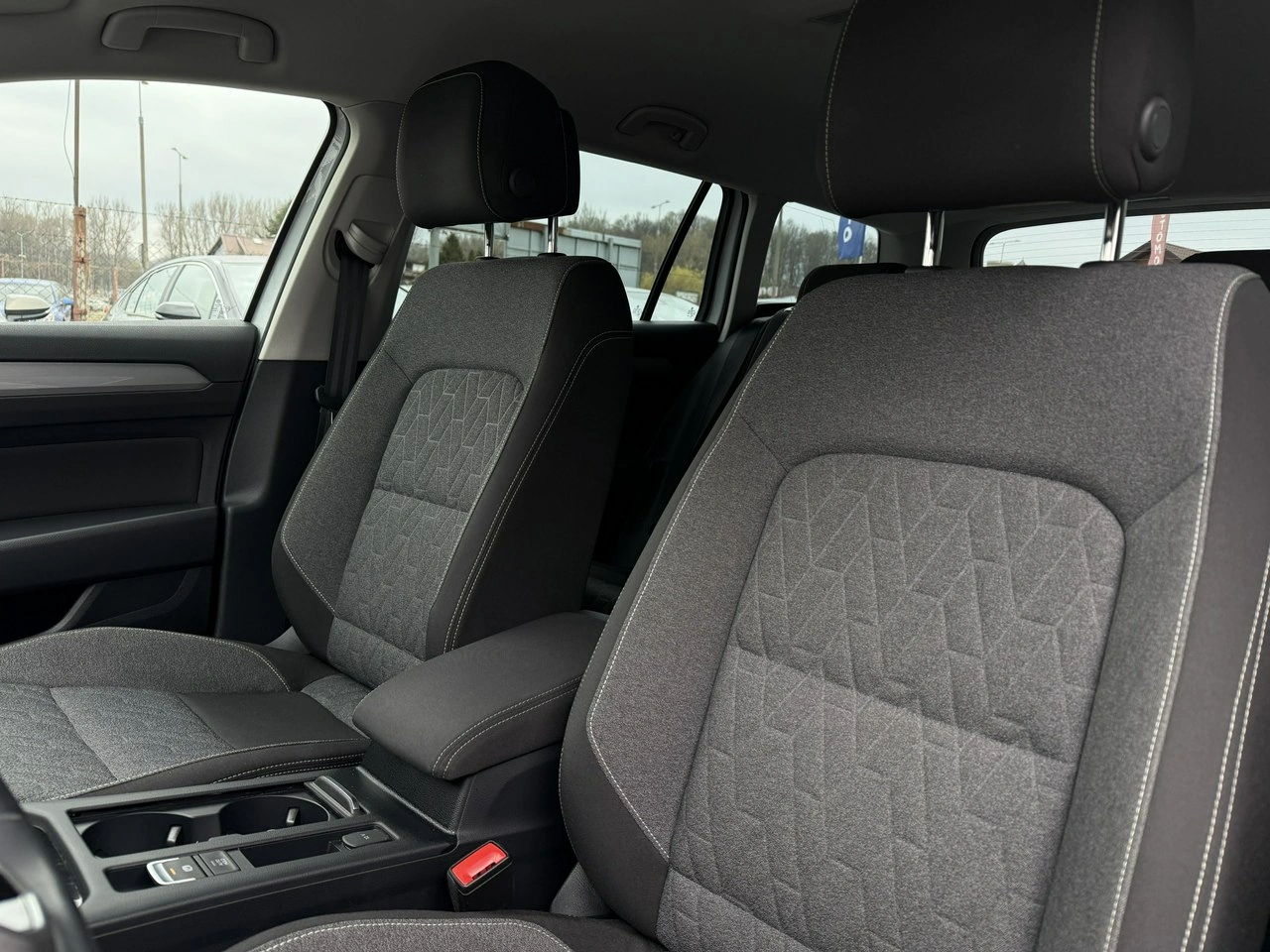 Volkswagen Passat - Zdjęcie 9