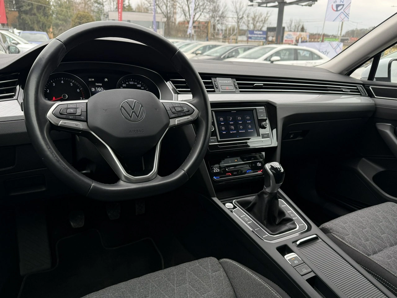 Volkswagen Passat - Zdjęcie 14