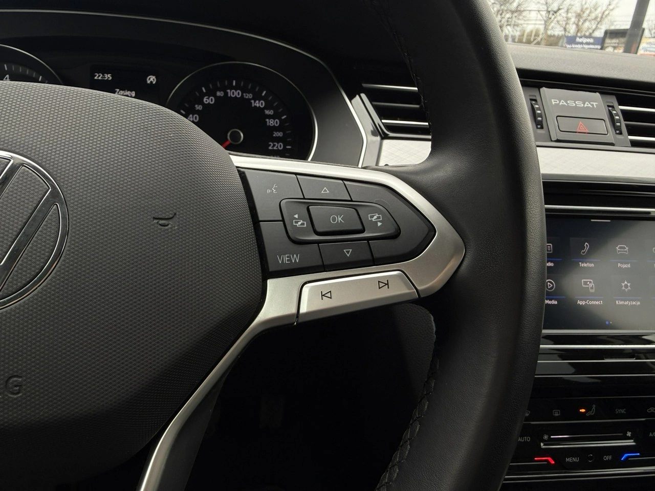 Volkswagen Passat - Zdjęcie 16