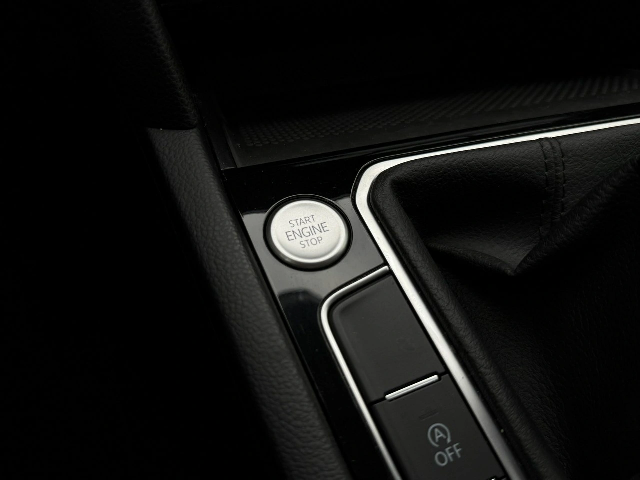 Volkswagen Passat - Zdjęcie 28