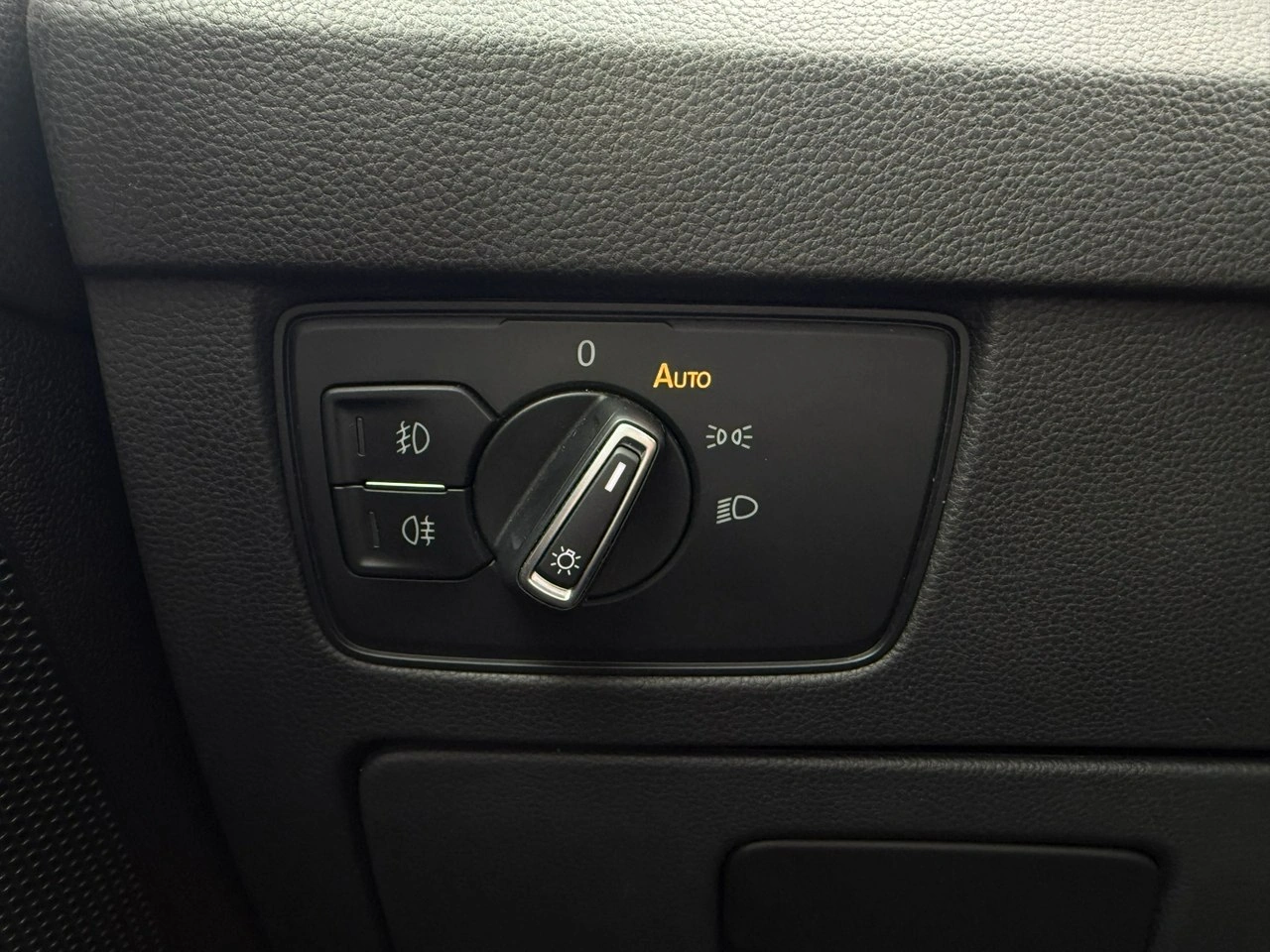 Volkswagen Passat - Zdjęcie 32