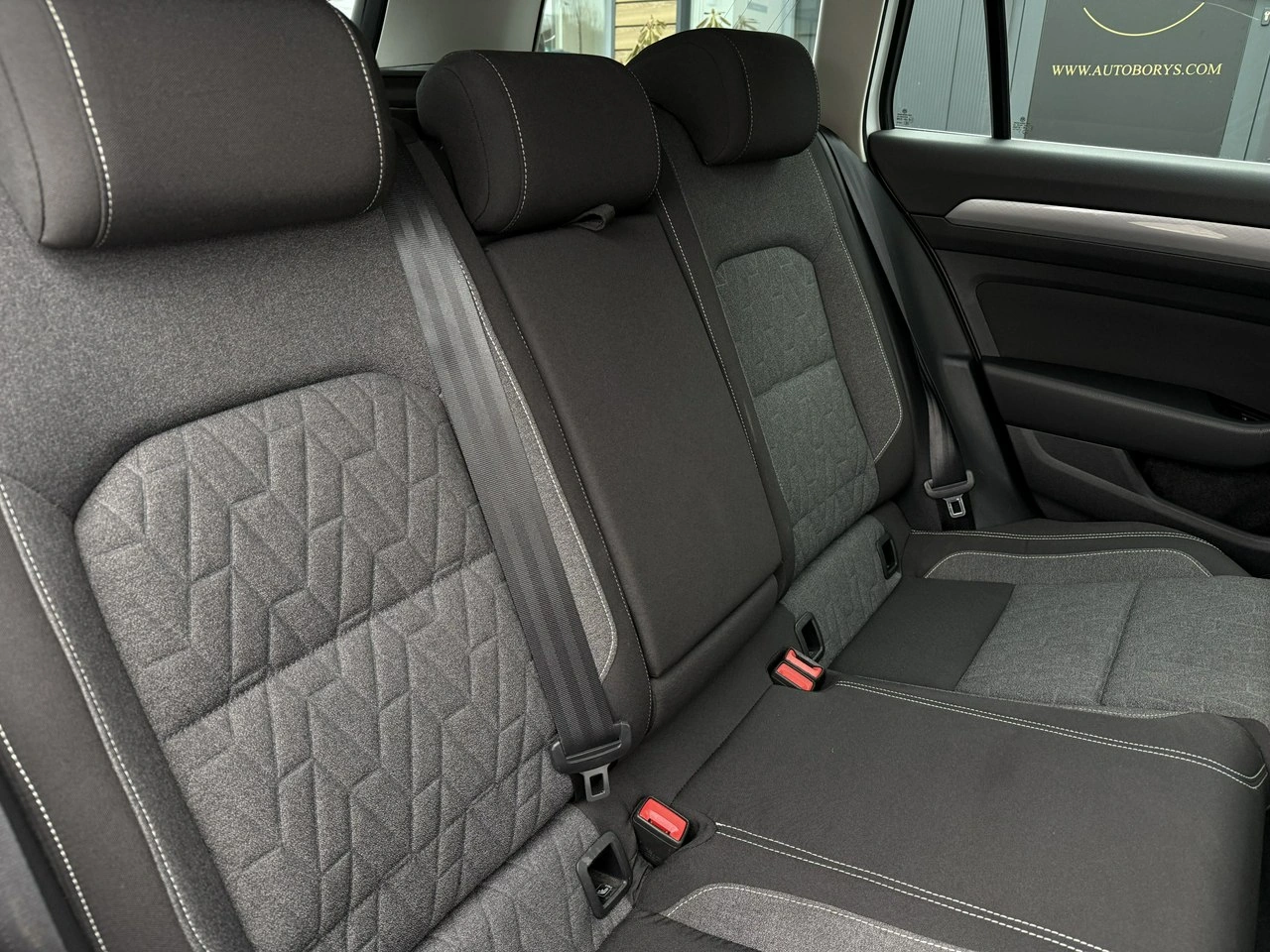 Volkswagen Passat - Zdjęcie 34