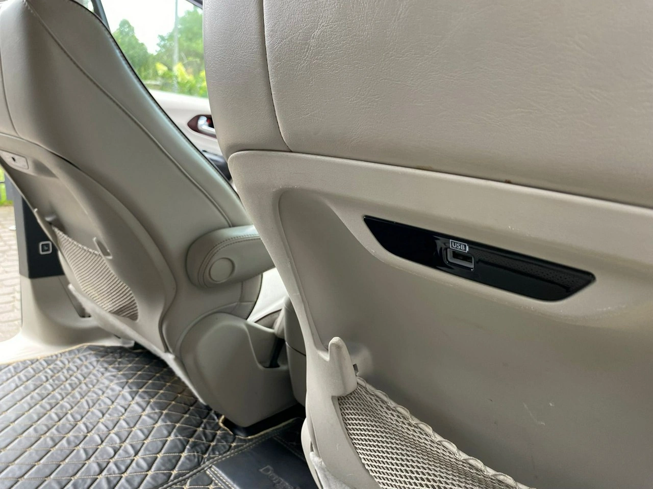 Chrysler Pacifica - Zdjęcie 10