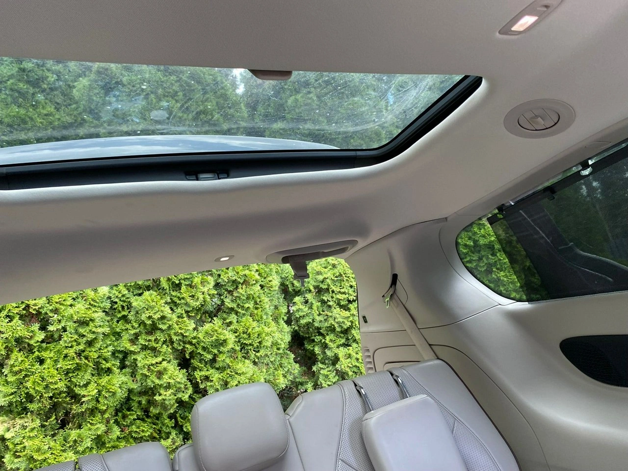 Chrysler Pacifica - Zdjęcie 2