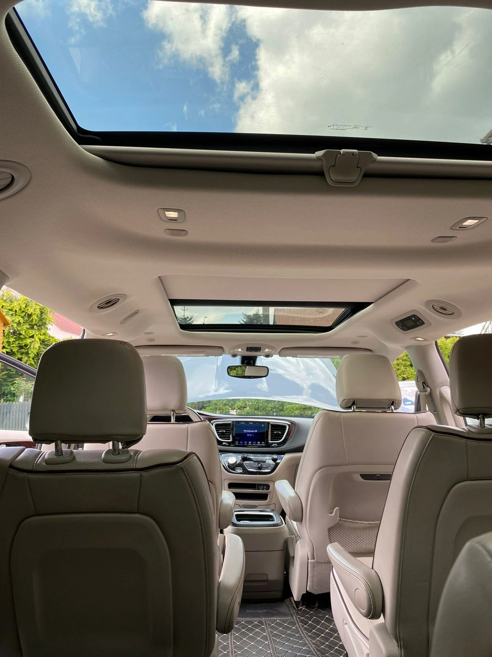 Chrysler Pacifica - Zdjęcie 3