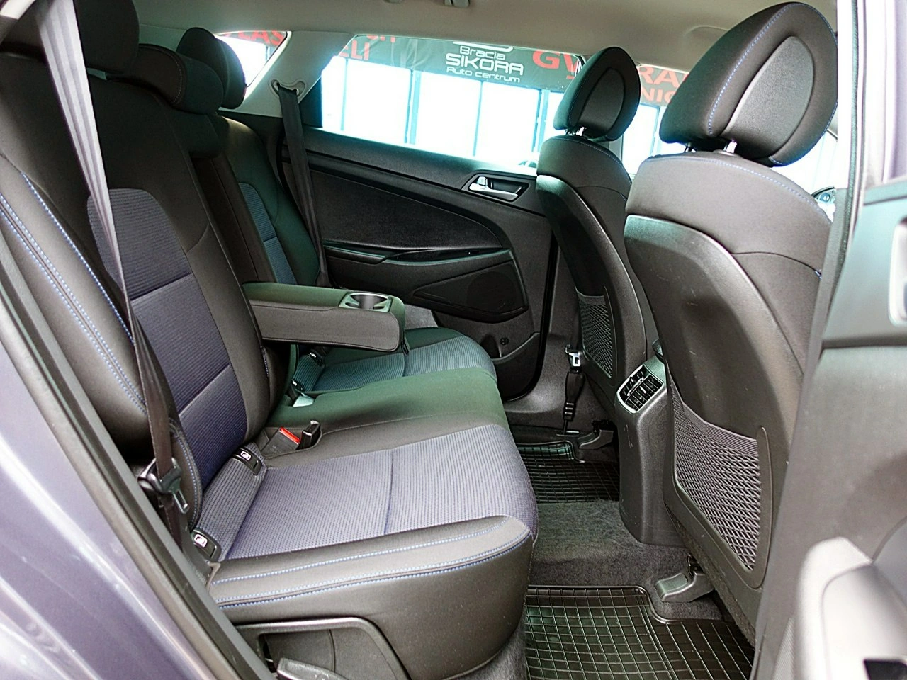 Hyundai Tucson - Zdjęcie 11