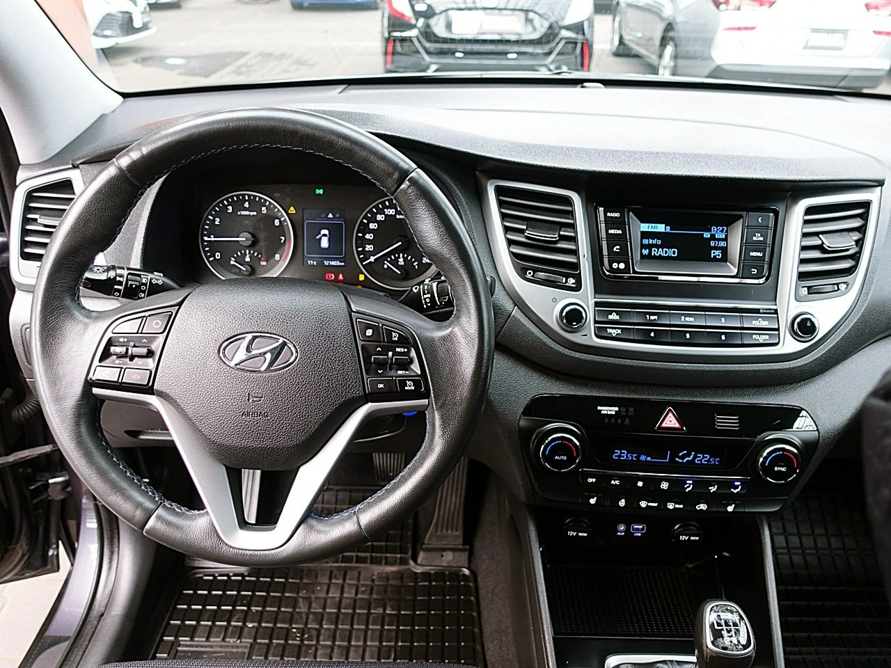 Hyundai Tucson - Zdjęcie 18