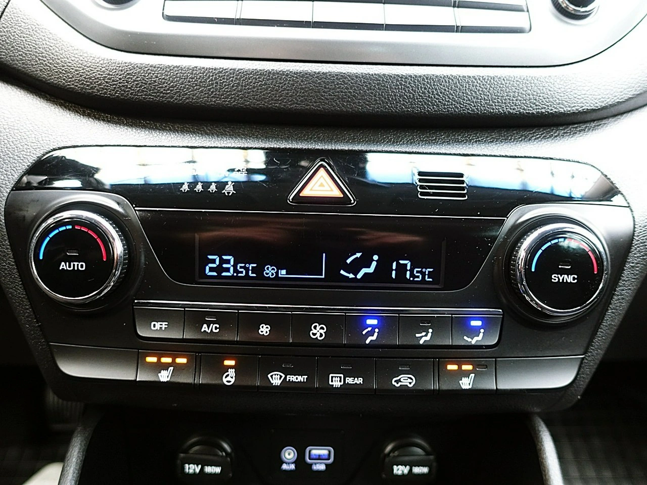 Hyundai Tucson - Zdjęcie 39