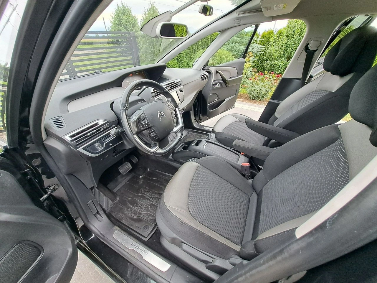 Citroën C4 Picasso - Zdjęcie 15