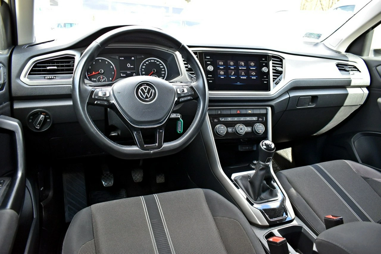 Volkswagen T-Roc - Zdjęcie 12