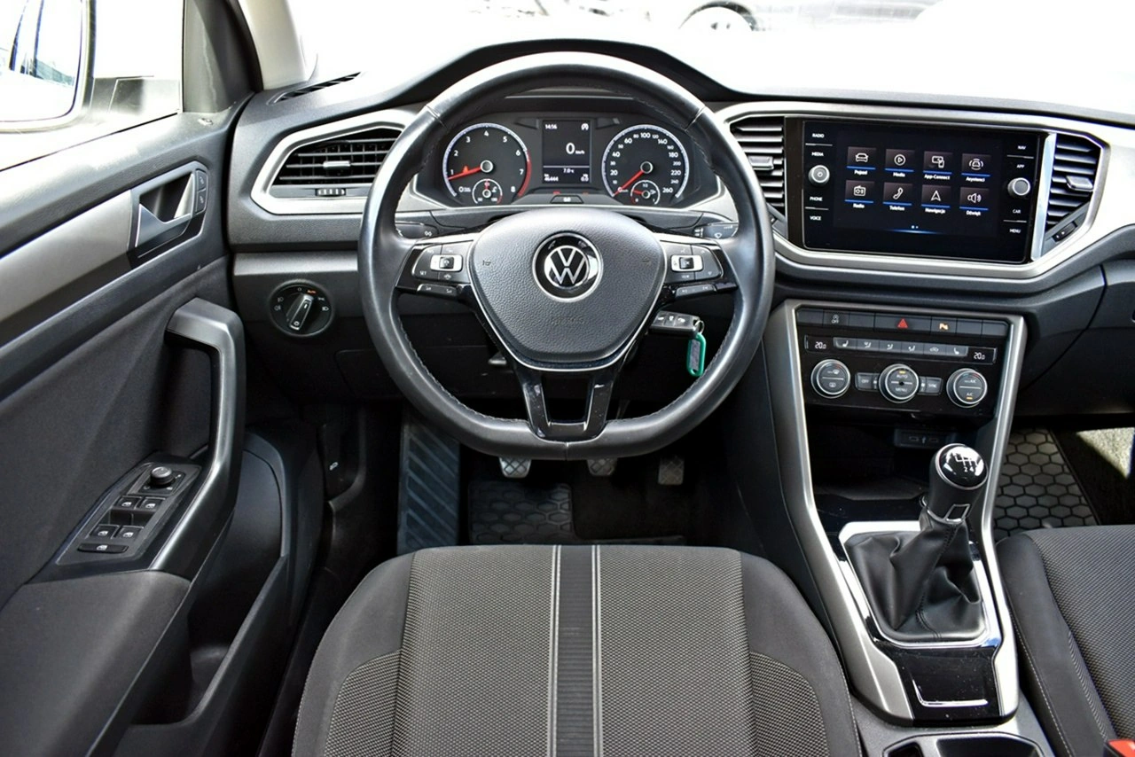 Volkswagen T-Roc - Zdjęcie 13
