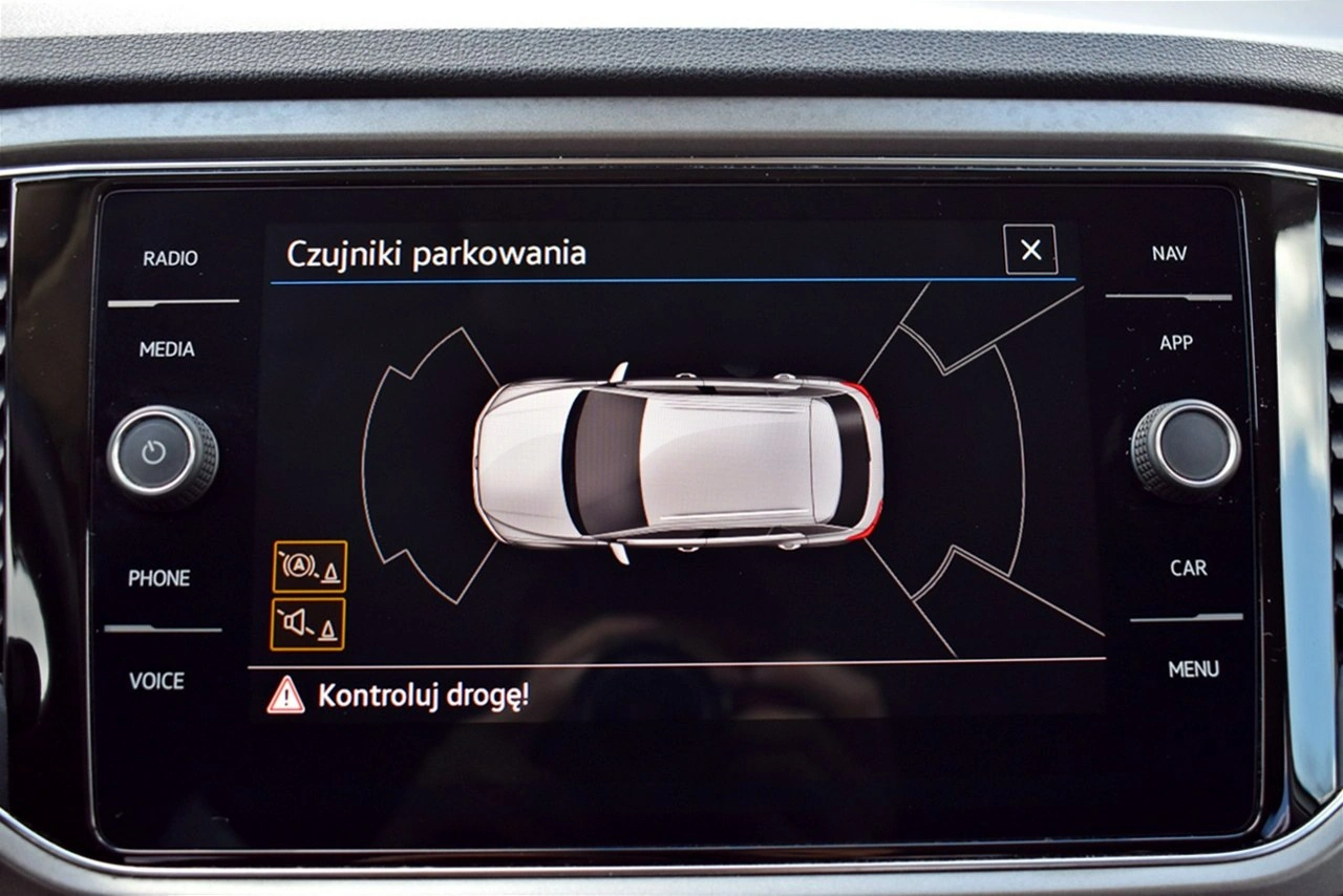 Volkswagen T-Roc - Zdjęcie 19