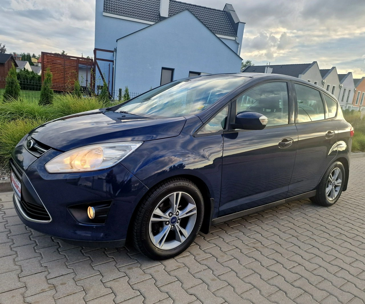 Ford C-MAX - Główne zdjęcie