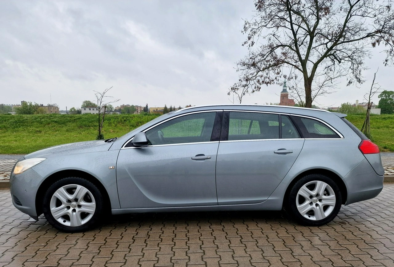 Opel Insignia - Zdjęcie 2