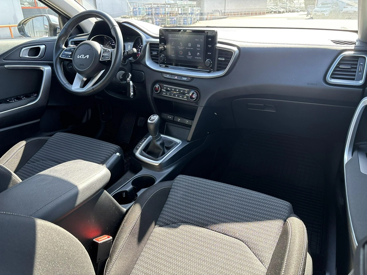 Kia Ceed - Zdjęcie 15