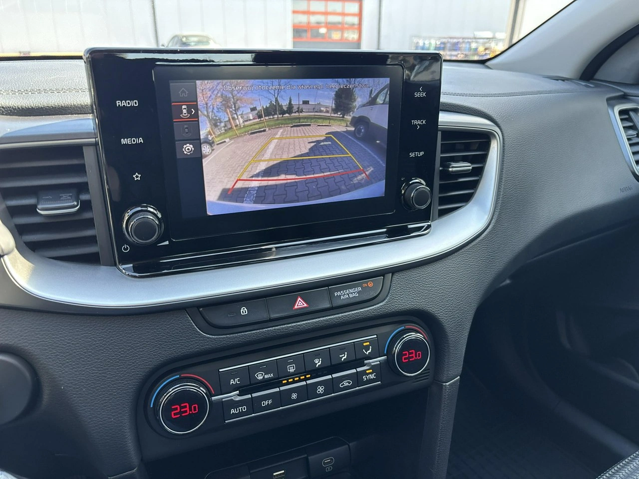 Kia Ceed - Zdjęcie 19