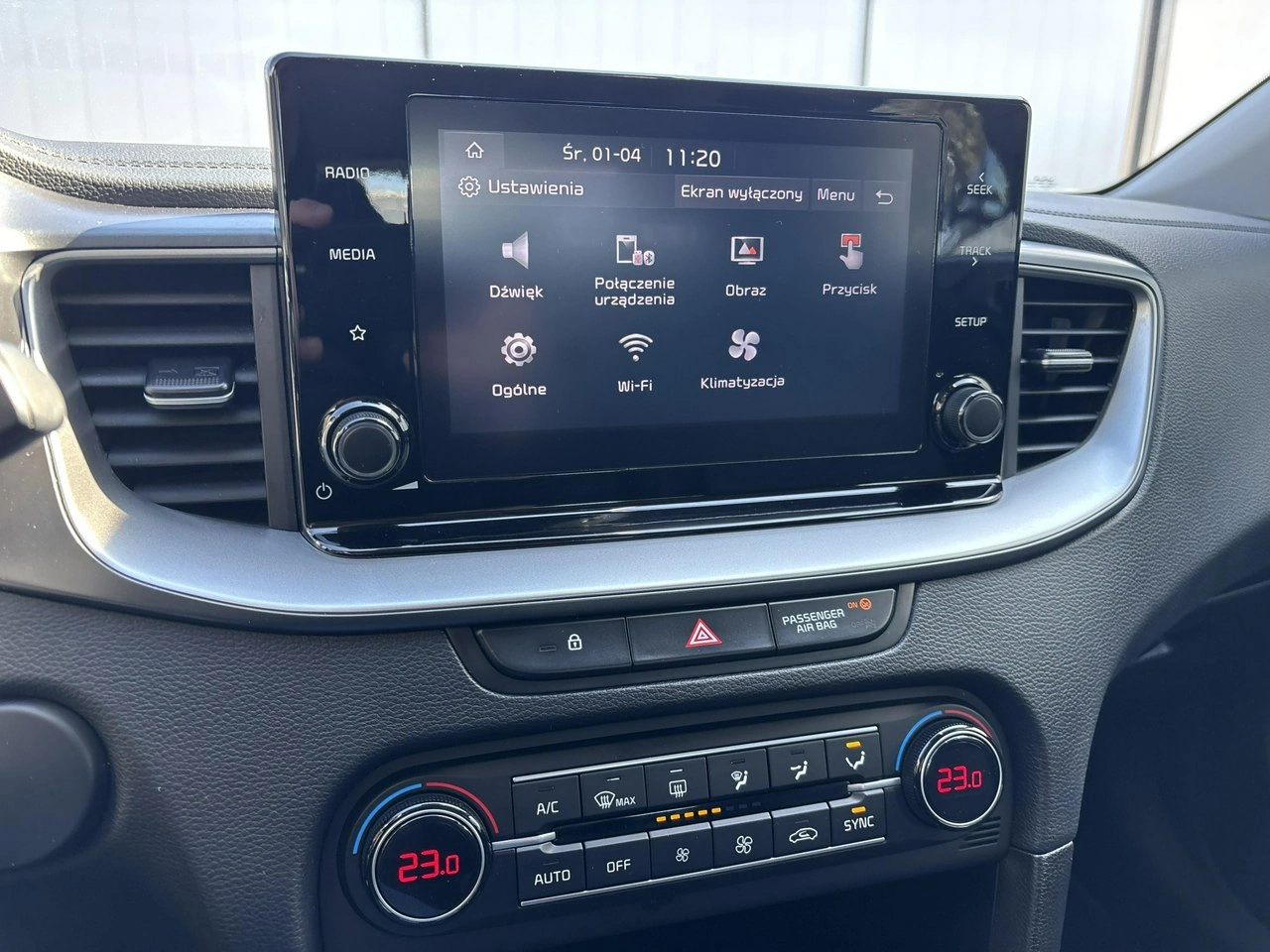 Kia Ceed - Zdjęcie 21