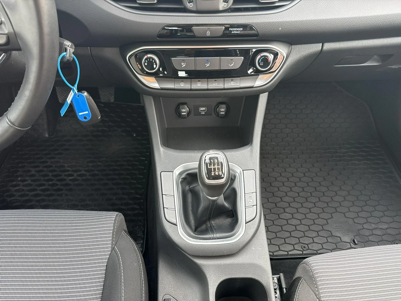 Hyundai i30 - Zdjęcie 23