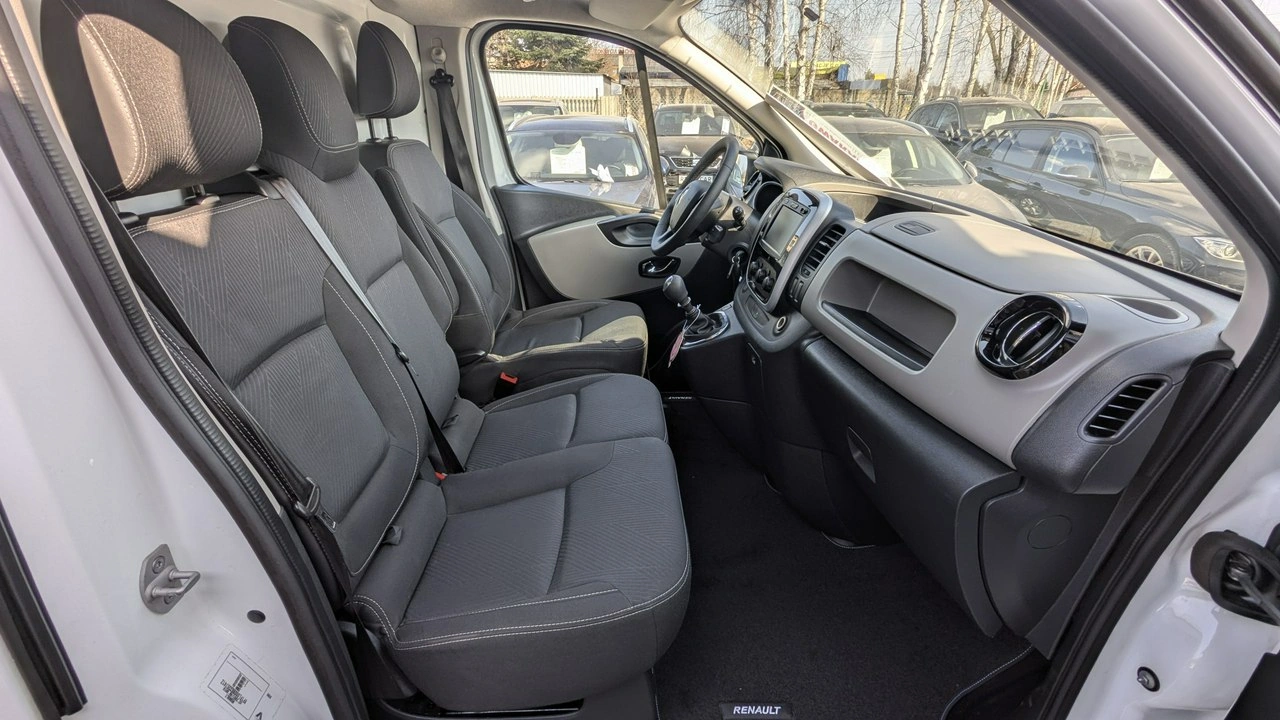 Renault Trafic - Zdjęcie 11