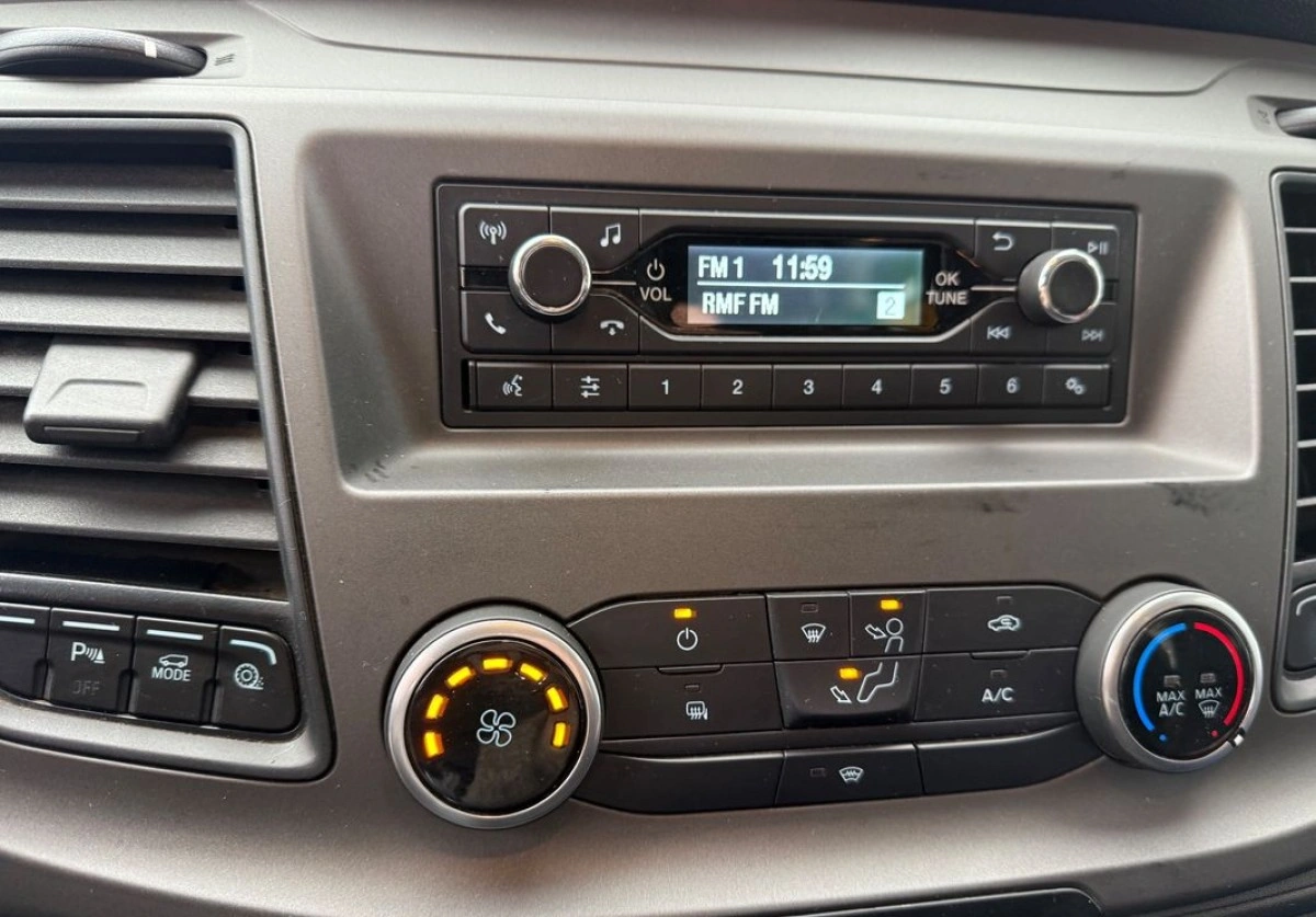 Ford Transit - Zdjęcie 21