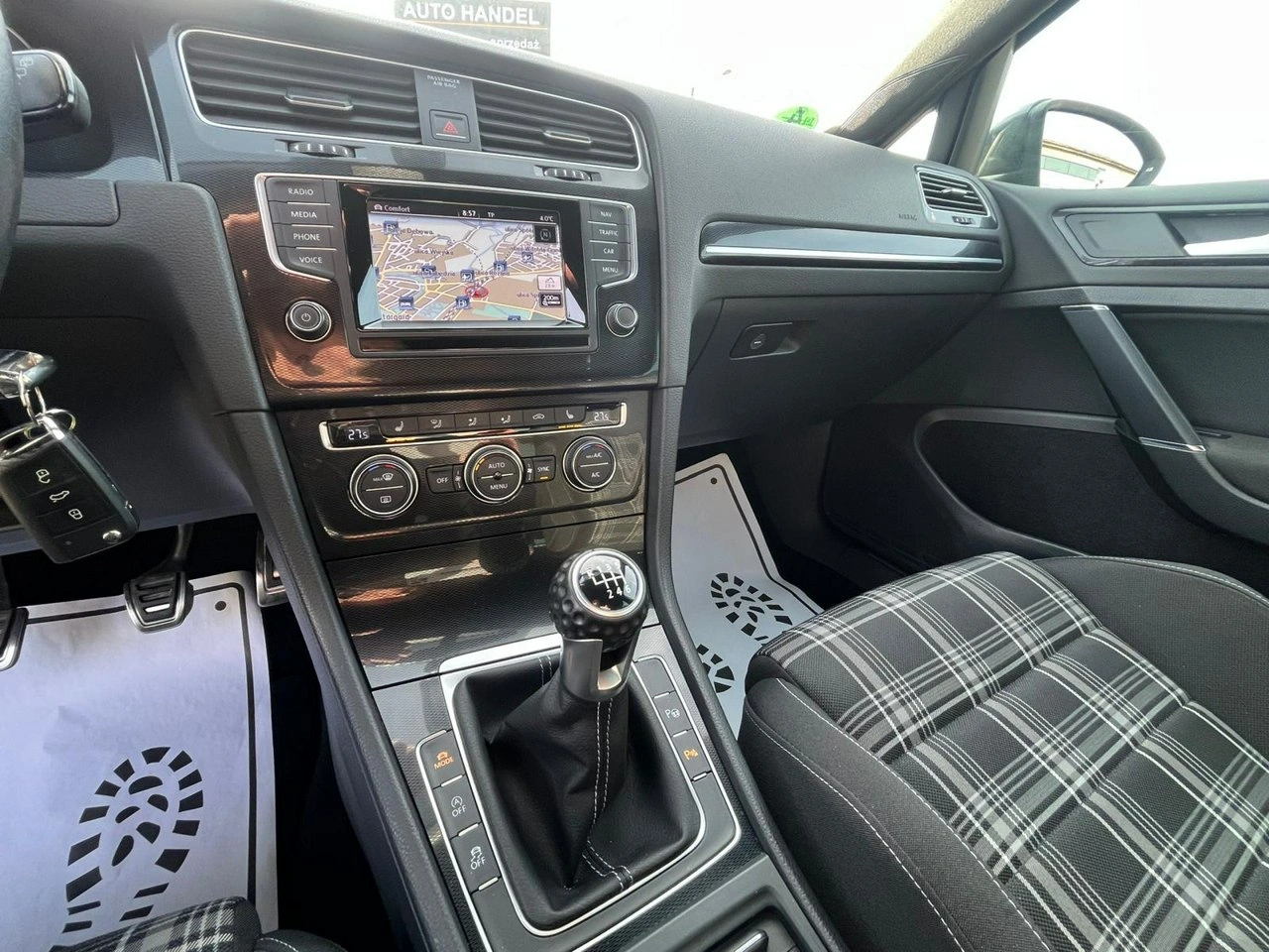 Volkswagen Golf - Zdjęcie 20