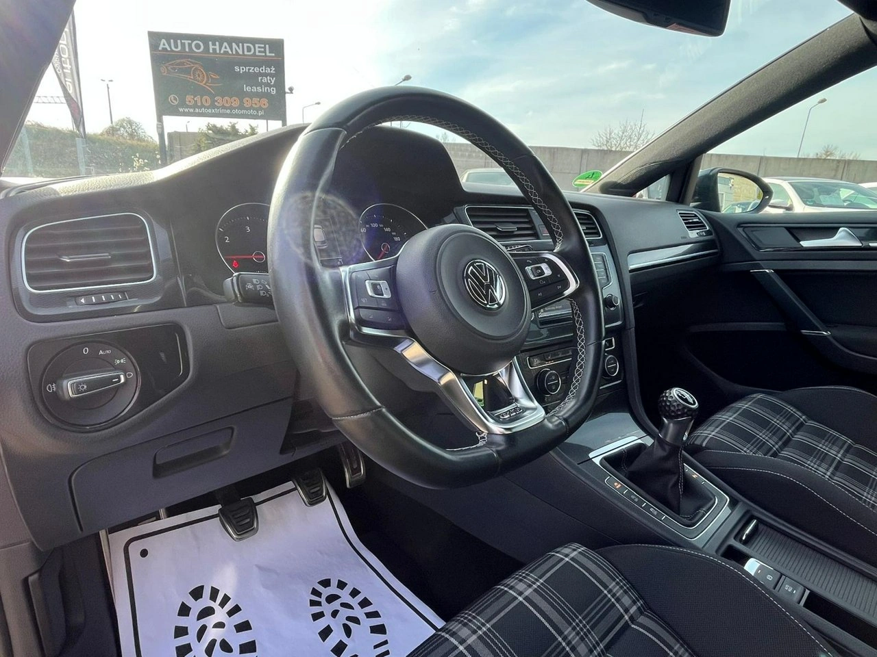 Volkswagen Golf - Zdjęcie 21