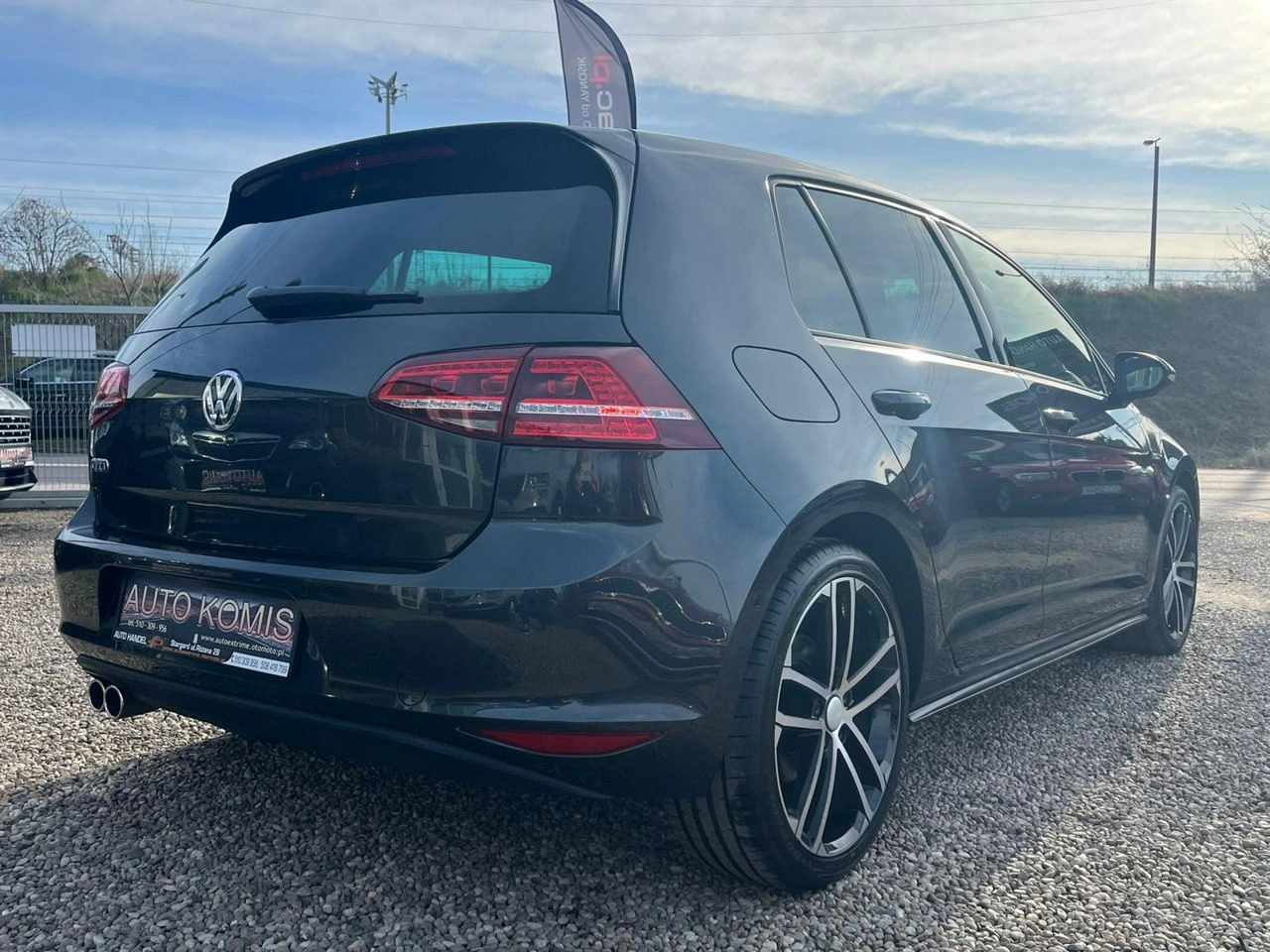 Volkswagen Golf - Zdjęcie 24