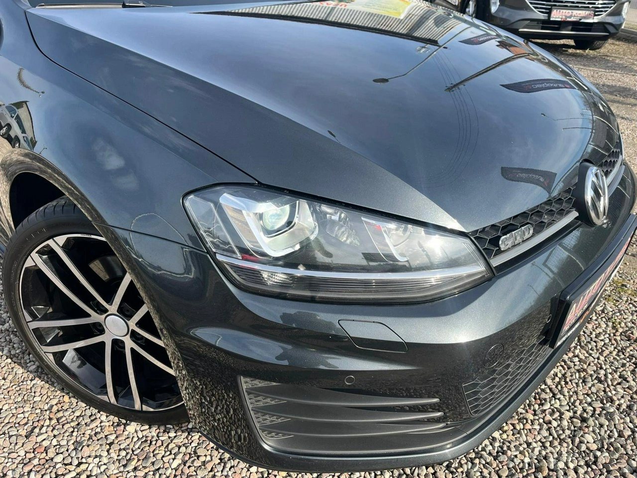 Volkswagen Golf - Zdjęcie 36