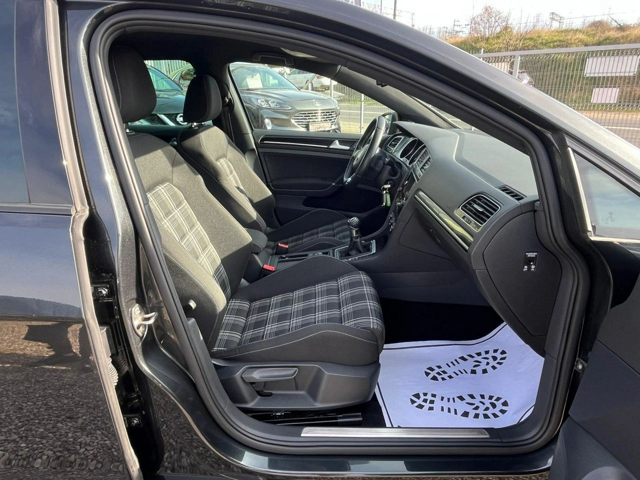 Volkswagen Golf - Zdjęcie 7