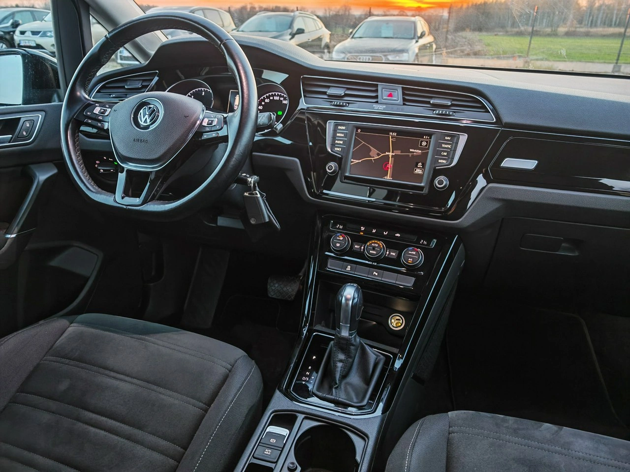 Volkswagen Touran - Zdjęcie 15