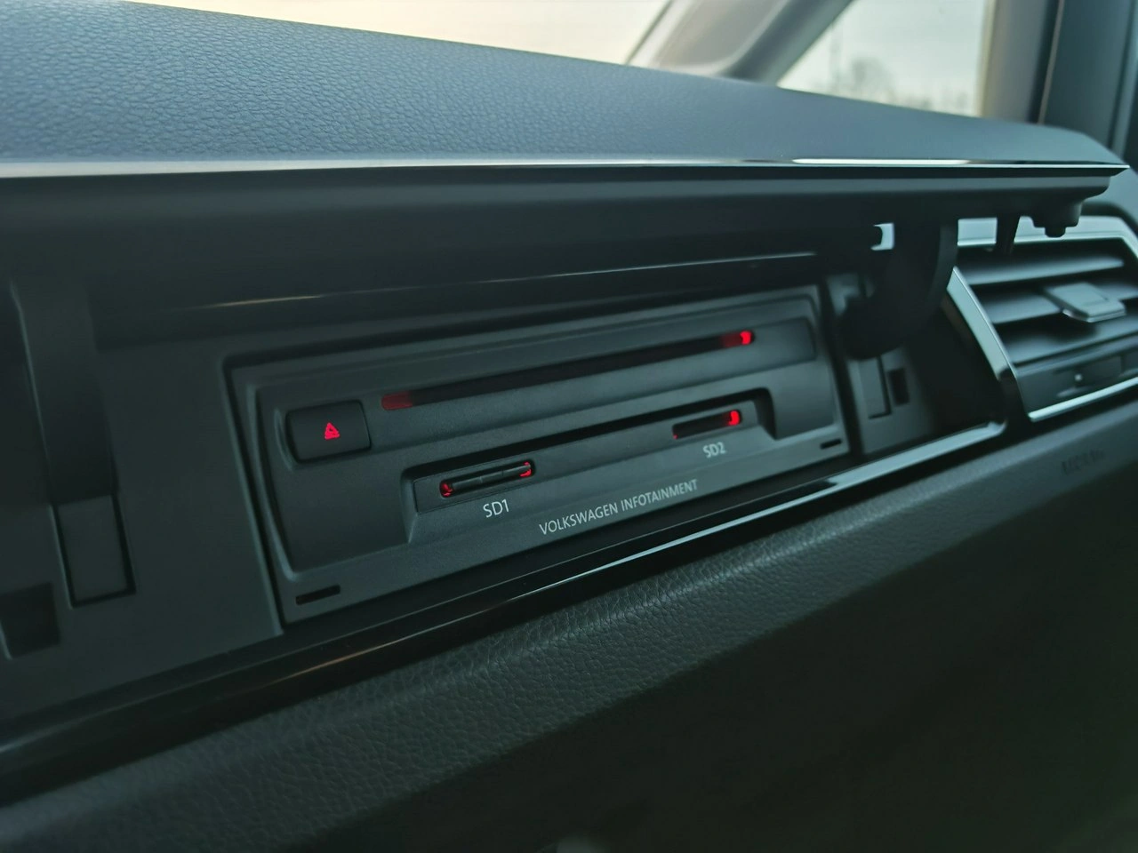 Volkswagen Touran - Zdjęcie 20