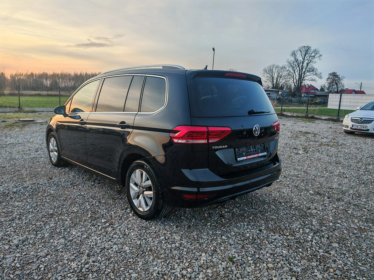 Volkswagen Touran - Zdjęcie 2