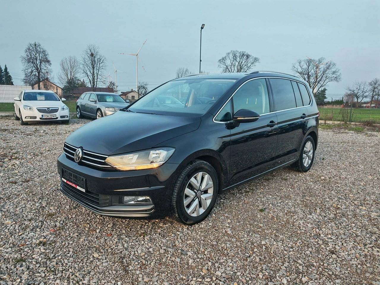 Volkswagen Touran - Główne zdjęcie