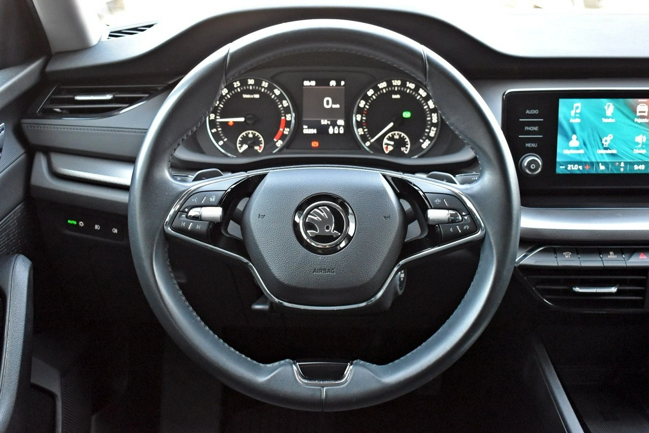 Skoda Octavia - Zdjęcie 14