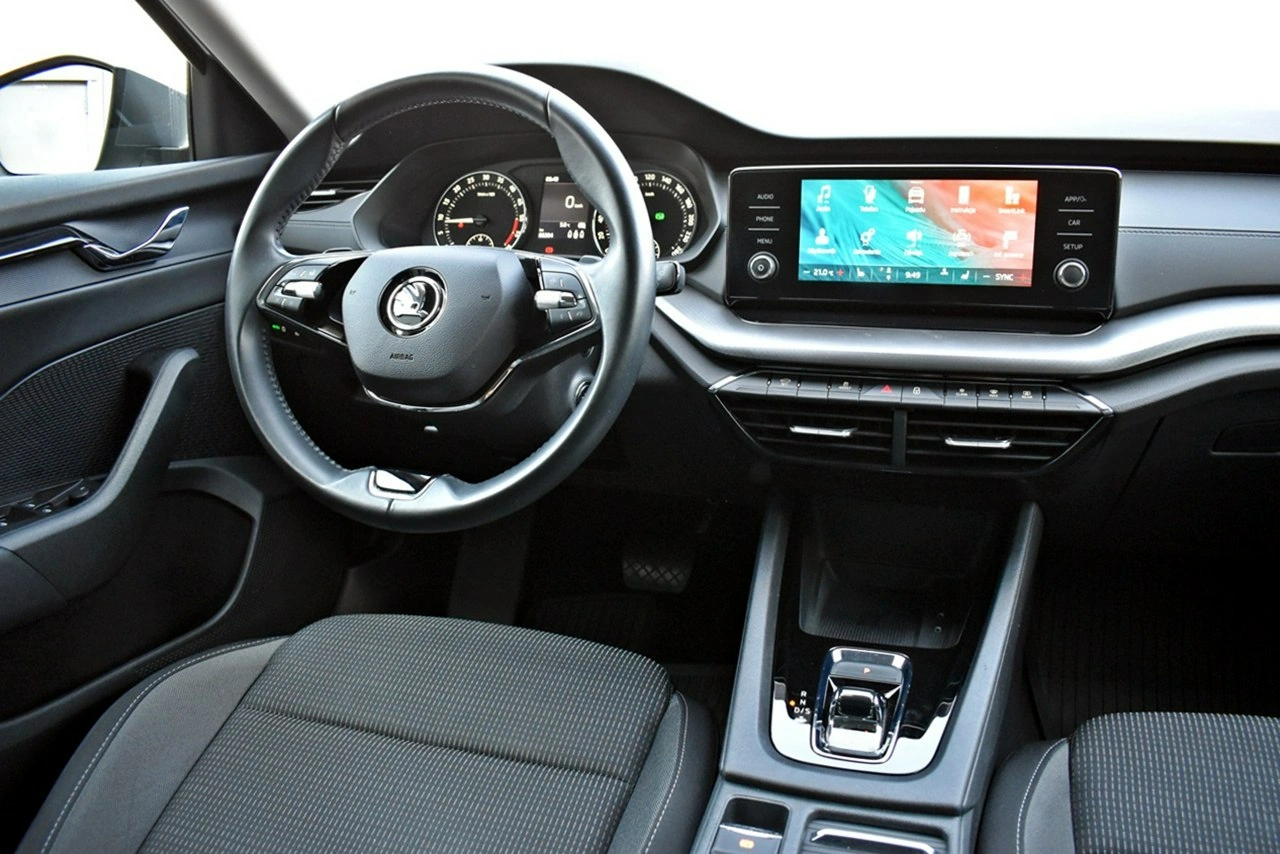 Skoda Octavia - Zdjęcie 16