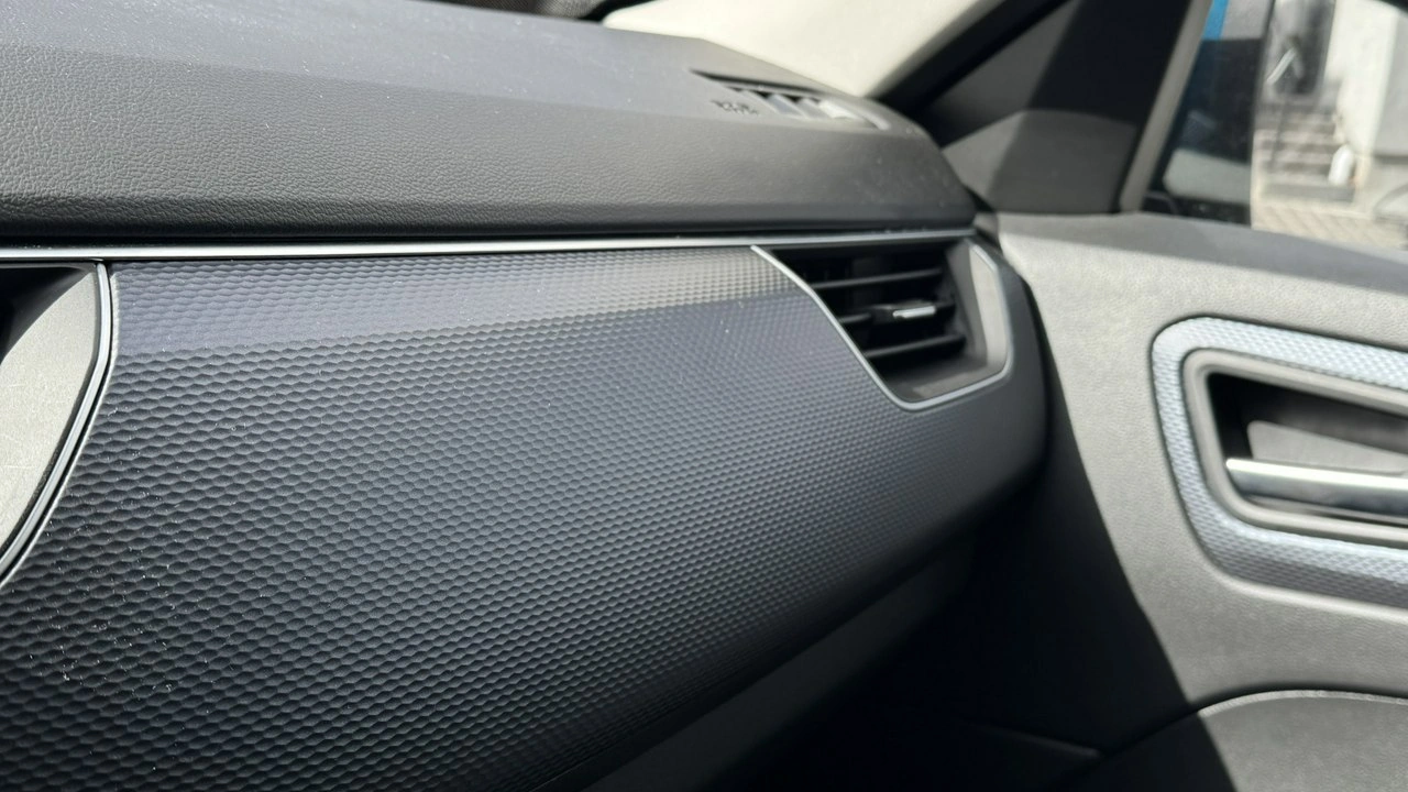 Renault Arkana - Zdjęcie 23