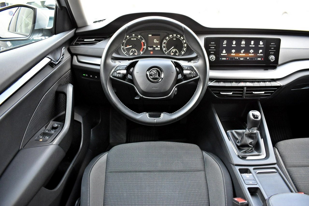 Skoda Octavia - Zdjęcie 13