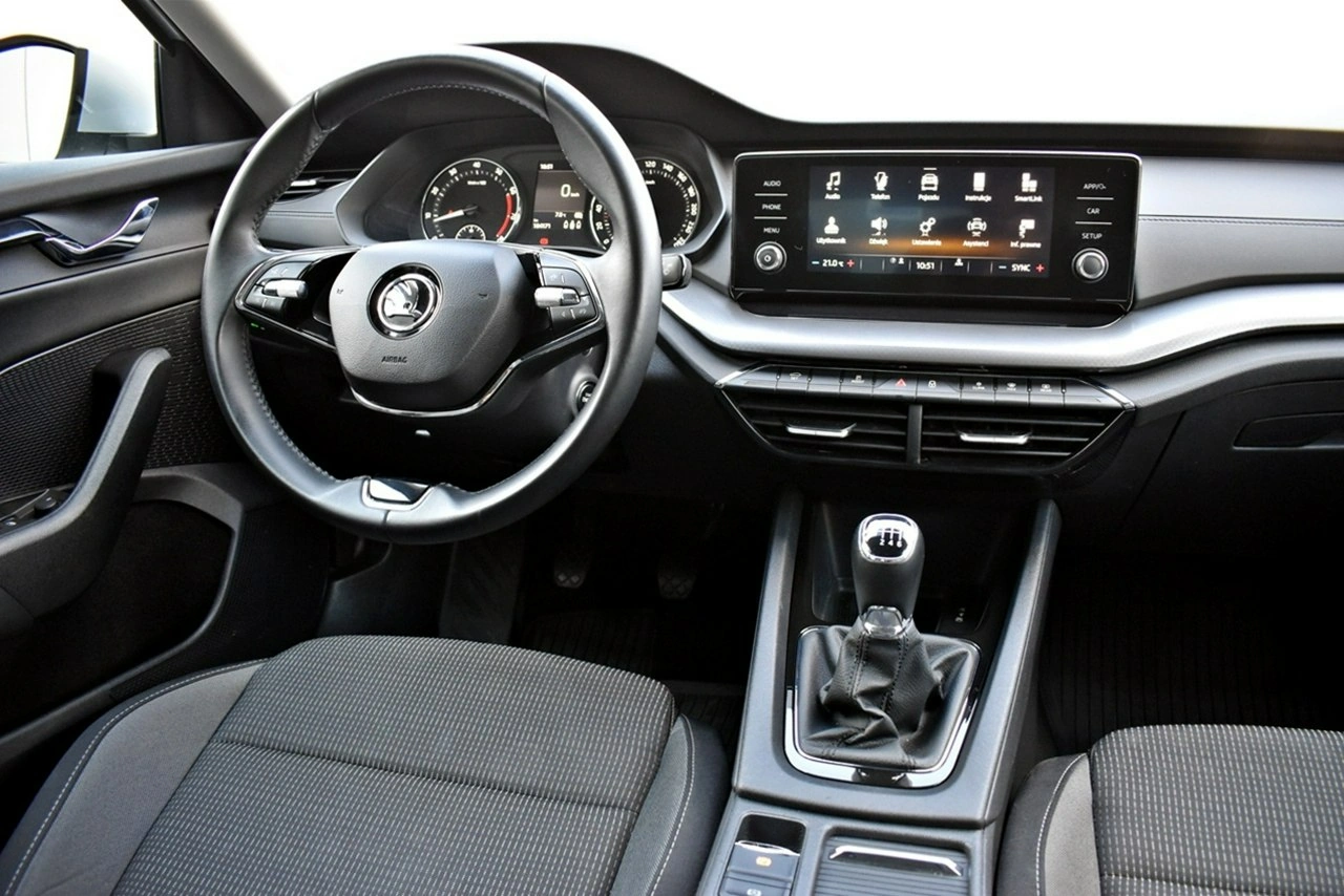 Skoda Octavia - Zdjęcie 16