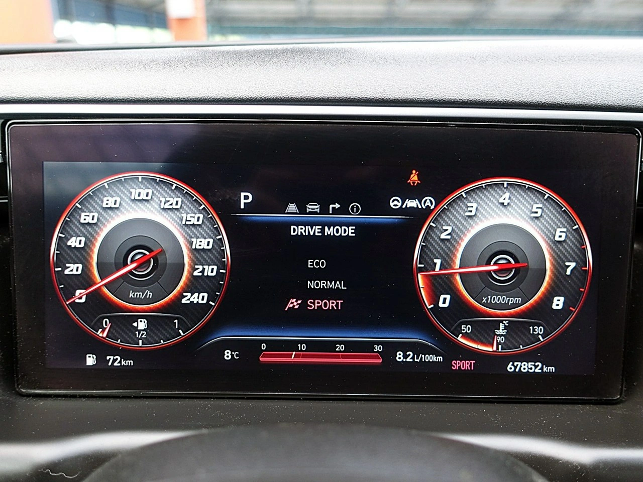 Hyundai Tucson - Zdjęcie 22