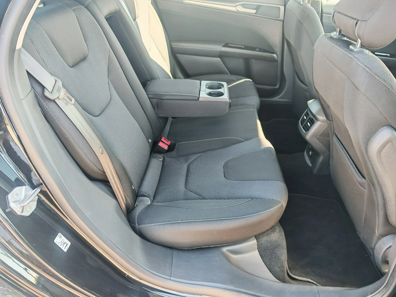 Ford Mondeo - Zdjęcie 10