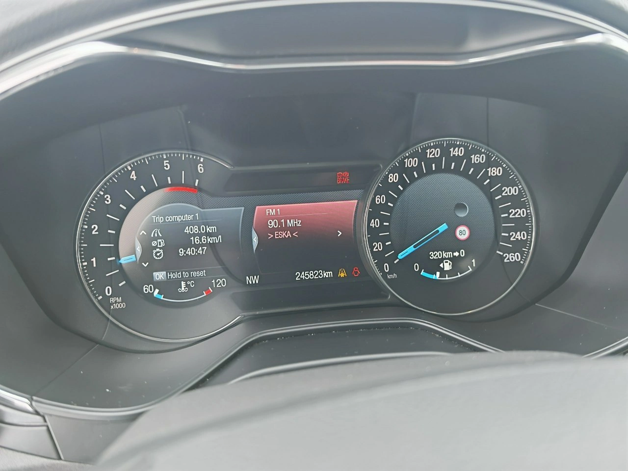 Ford Mondeo - Zdjęcie 22