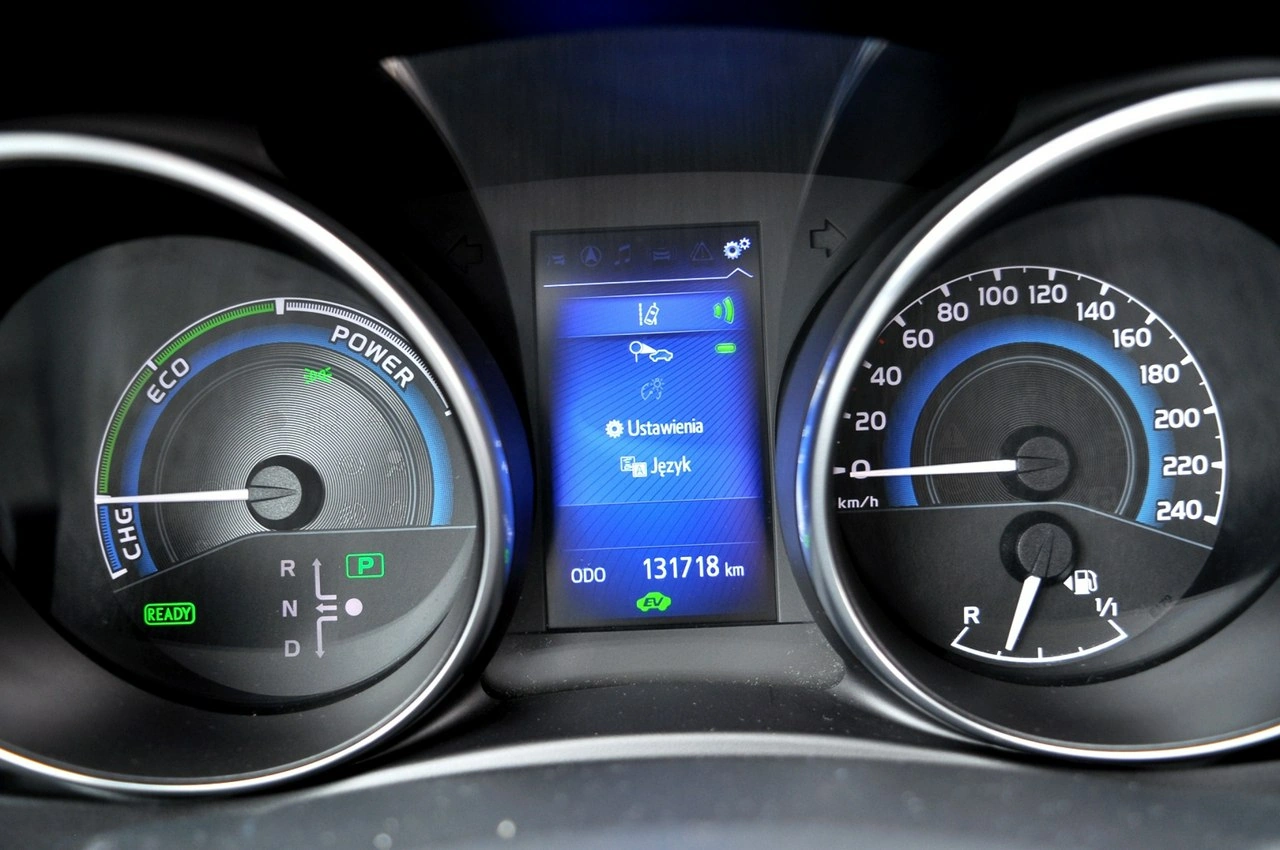 Toyota Auris - Zdjęcie 24