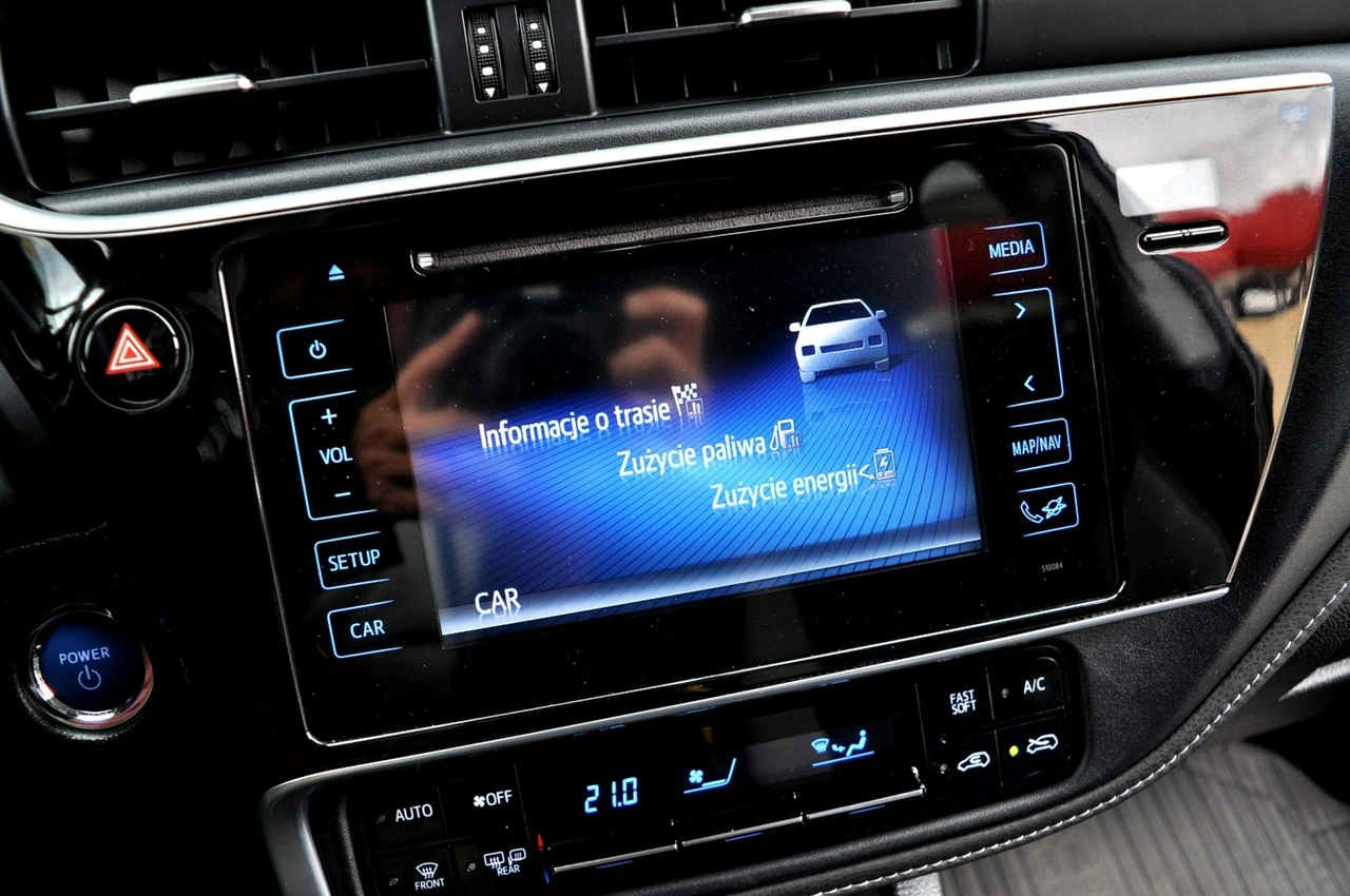 Toyota Auris - Zdjęcie 30