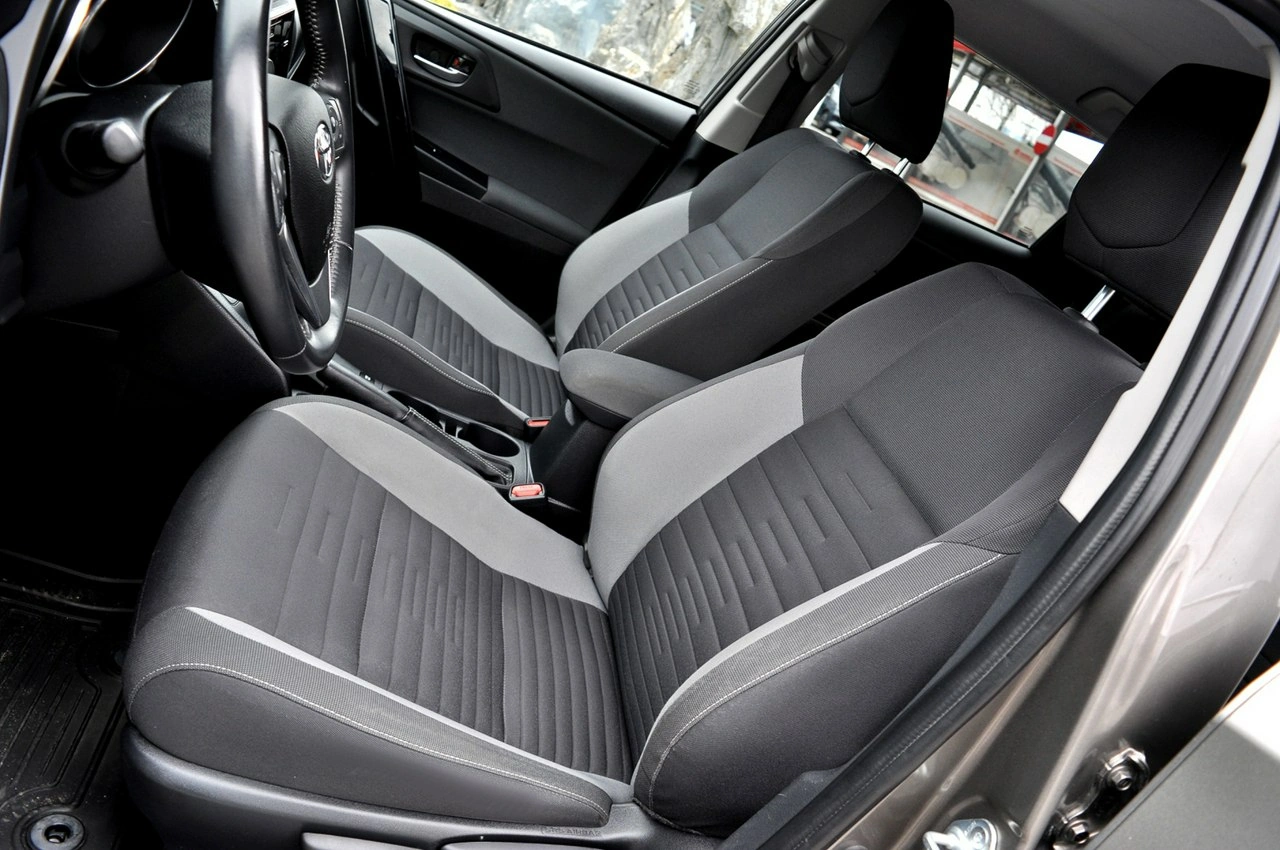 Toyota Auris - Zdjęcie 6