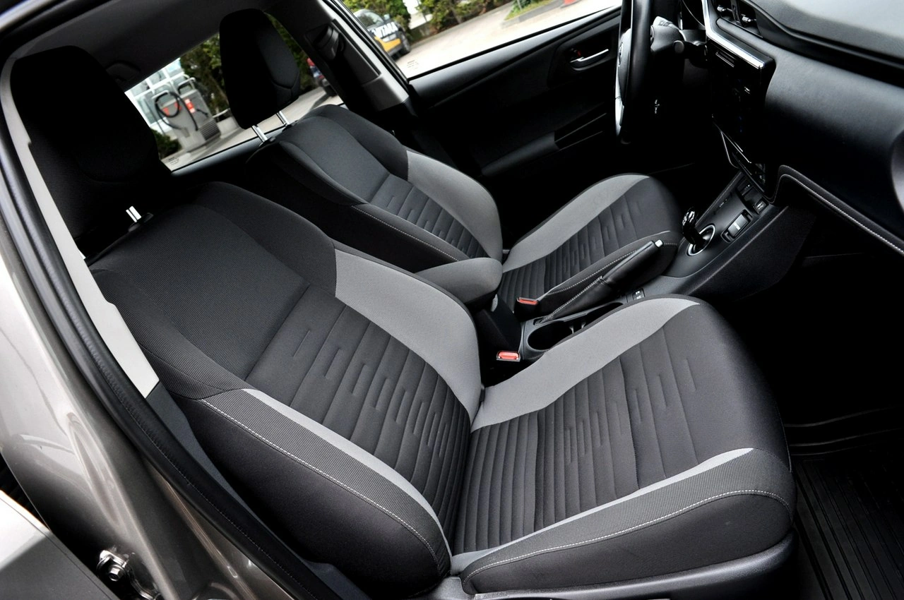 Toyota Auris - Zdjęcie 7