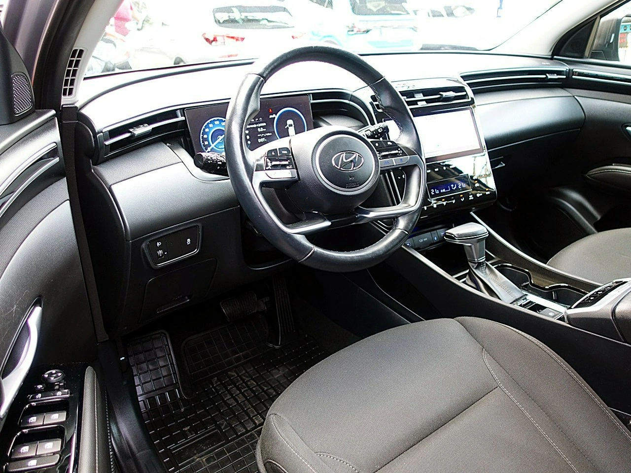 Hyundai Tucson - Zdjęcie 16