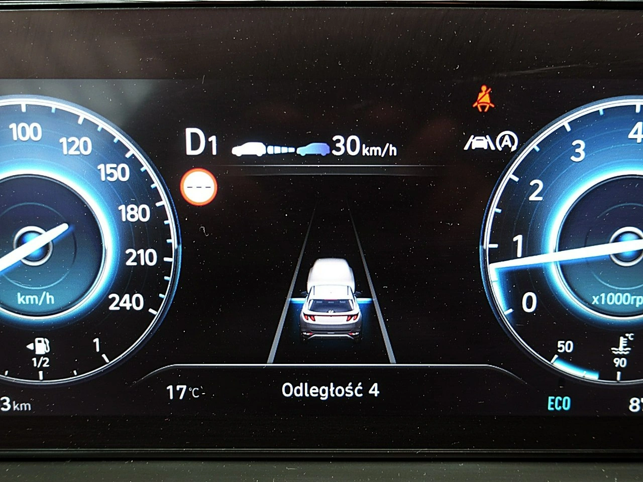 Hyundai Tucson - Zdjęcie 25