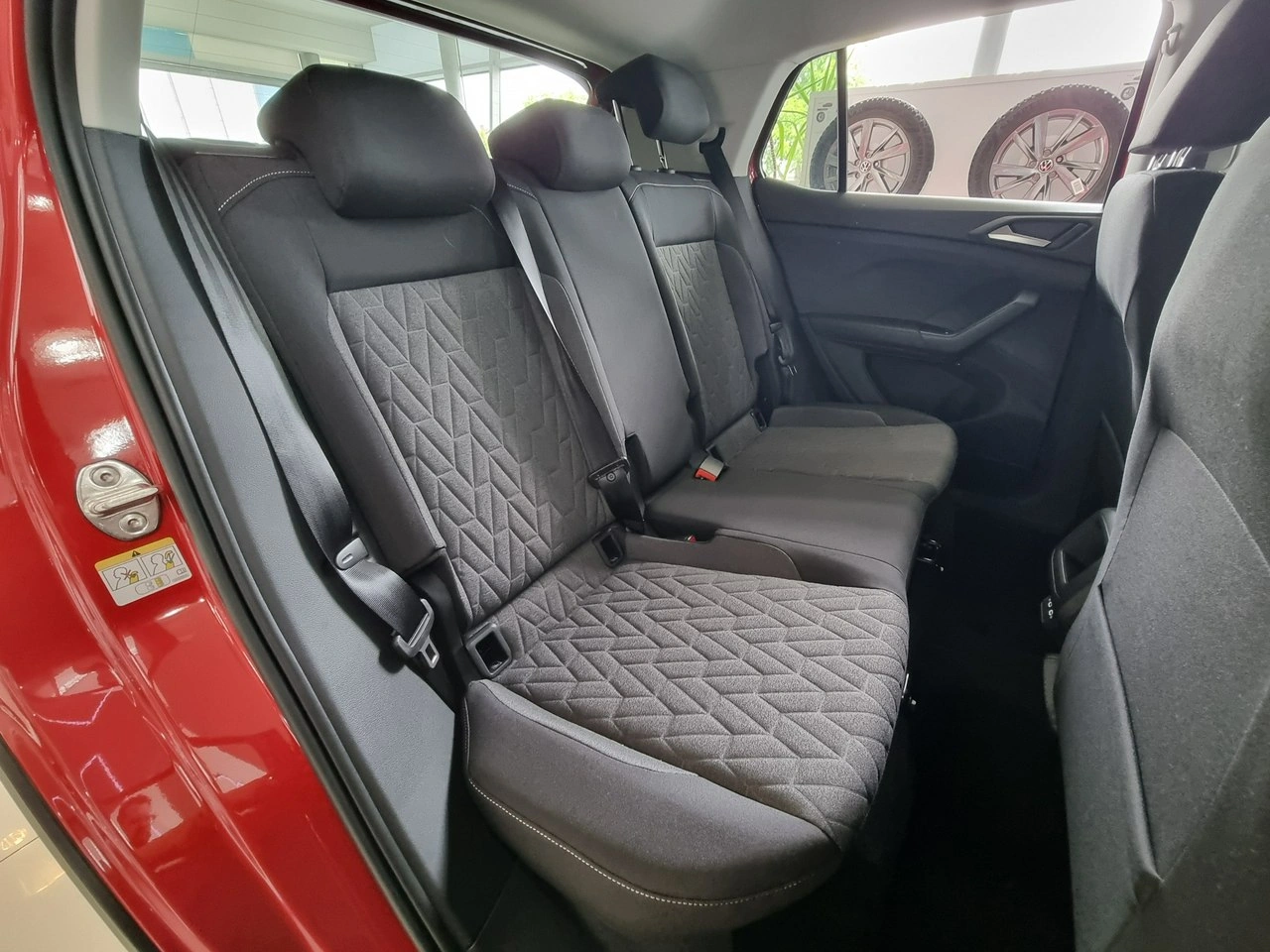 Volkswagen T-Cross - Zdjęcie 11