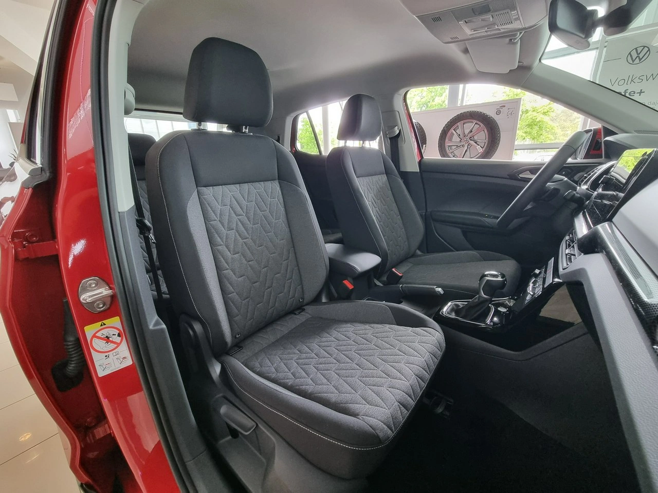 Volkswagen T-Cross - Zdjęcie 12