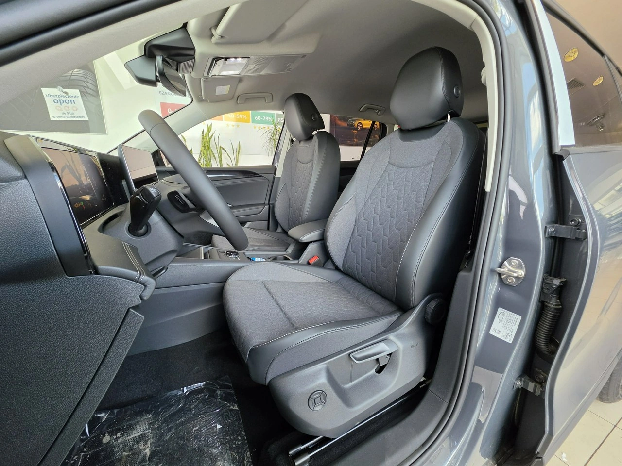 Volkswagen Tiguan - Zdjęcie 9